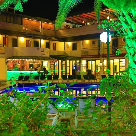 Sky Star Hotel Gumbet ภายนอก รูปภาพ